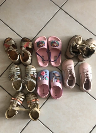 Lot de chaussure, condition: Satisfactory, size: 23, €15.00, €16.45 includes Buyer Protection