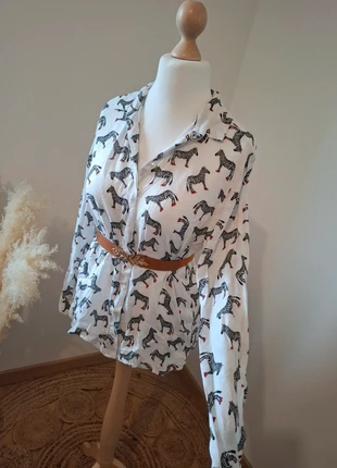 Chemise blanche à imprimé Zèbres Mango taille M 38, marca: Mango, estado: Muy bueno, tamaño: M / 38 / 10, 6,50 €, 7,53 € Protección al comprador Pro incluida