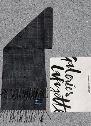 Écharpe Ralph Lauren 100% laine grise, merk: Ralph Lauren, staat: Heel goed, € 24,90, € 26,85 inclusief Kopersbescherming Pro
