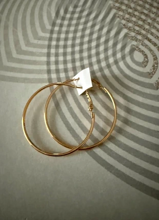 Grande créole, merk: Boutique indépendante, staat: Nieuw zonder prijskaartje, € 3,00, € 3,85 inclusief Kopersbescherming