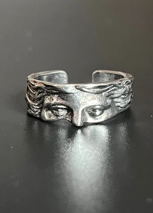 Römische Skulptur Ring / Bague Y2k Visage, marque: CHROME, état: Neuf sans étiquette, taille: Ajustable, 17,99 €, 19,59 € Protection acheteurs incluse