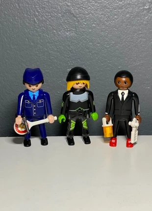 Playmobil policiers avec voleur - Très Bon état, marke: Playmobil, zustand: Sehr gut, größe: Einheitsgröße, 4,50 €, 5,43 € inklusive Vinted-Käuferschutz