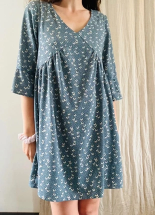 Robe bleu ciel à fleur blanche - Taille 42, merk: Jaminni&Cie, staat: Heel goed, maat: XL / 42 / 14, € 15,00, € 16,45 inclusief Kopersbescherming Pro