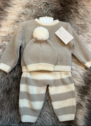 Ensemble bébé 6 mois, brand: sinäya, condition: New with tags, size: 6-9 months / 68 cm, €10.00, €11.20 includes Buyer Protection