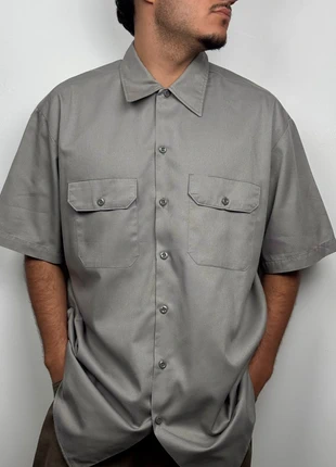 Chemise Dickies Gris Clair XL vintage, brand: Dickies, condition: Very good, size: XL, €24.99, €26.94 includes Buyer Protection Pro