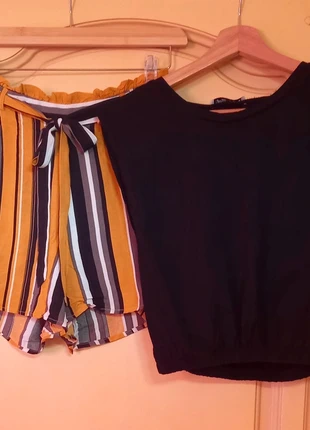 Short rayé coloré + top noir fluide (ensemble été stylé), état: Très bon état, taille: S / 36 / 8, 6,00 €, 7,00 € Protection acheteurs incluse