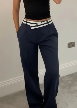 Pantalon large taille haute bleu marine, marque: Lil' Atelier, état: Neuf sans étiquette, taille: S / 36 / 8, 35,00 €, 37,45 € Protection acheteurs incluse