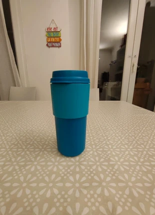 Gourde isotherme tupperware, marque: Tupperware, état: Très bon état, 5,00 €, 5,95 € Protection acheteurs incluse