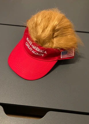 Casquette Donald Trump rouge MAGA perruque blond, marque: USA PRO, état: Neuf avec étiquette, taille: Taille unique, 15,00 €, 16,45 € Protection acheteurs incluse
