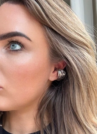 Prachtige zilverkleurige ear cuff verstelbaar nieuw, staat: Nieuw zonder prijskaartje, € 5,00, € 5,95 inclusief Kopersbescherming Pro