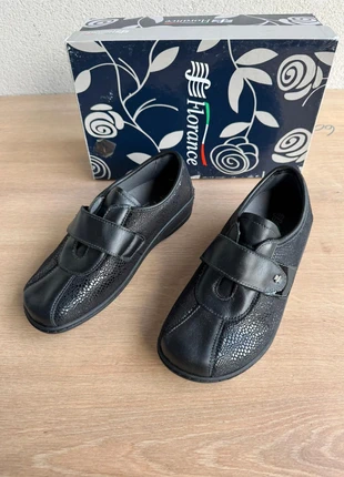 Baskets femme Florance noires – Made in Italy – Taille 36 – Neuf avec étiquette, brand: Florence, condizioni: Nuovo con cartellino, taglia: 36, €19.00, €20.65 include la Protezione acquisti