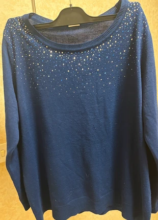Pull bleu décoré de strass – Taille 48, marca: Magnifique, estado: Muito bom, tamanho: 4XL / 48 / 20, €10.00, €11.20 inclui Proteção do Comprador