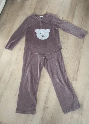 Pyjama marron Etam, merk: Etam, staat: Heel goed, maat: XL / 42 / 14, € 3,00, € 3,85 inclusief Kopersbescherming