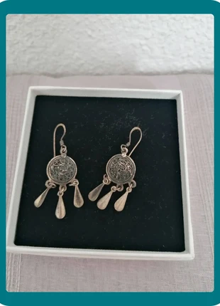 Boucles d'oreilles pour oreilles percées =3€, marque: R&B, état: Bon état, 3,00 €, 3,85 € Protection acheteurs (Pro) incluse