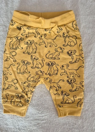 Pantalon bébé jaune moutarde – motif simba 🦁, marque: Orchestra, état: Neuf sans étiquette, taille: 3-6 mois / 62 cm, 3,00 €, 3,85 € Protection acheteurs incluse
