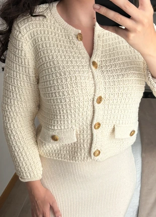 Cárdigan punto blanco crema botones dorados Zara jersey, brand: Zara, condizioni: Nuovo senza cartellino, taglia: S / IT 40 / EU 36, €17.00, €18.55 include la Protezione acquisti