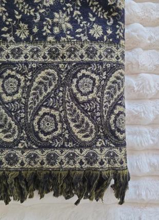 Beautiful handwoven wool scarf from Morocco, merk: Handgemaakt, staat: Heel goed, € 100,00, € 105,70 inclusief Kopersbescherming