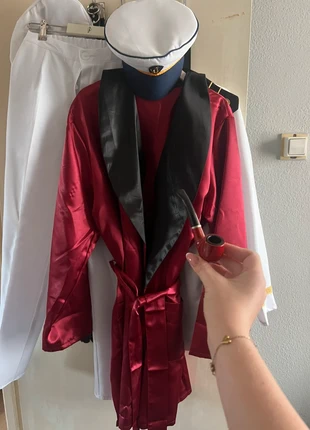 Hugh Heffner pak, merk: Outfit, staat: Heel goed, maat: S, € 20,00, € 21,70 inclusief Kopersbescherming