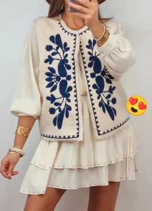 Magnifique gilet crème brodé, brand: Boutique Parisienne, condition: Very good, size: M / 38 / 10, €43.00, €45.85 includes Buyer Protection Pro