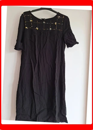 90. Robe noire détails perles Promod T38, marca: Promod, estado: Muito bom, tamanho: M / 38 / 10, €9.00, €10.15 inclui Proteção do Comprador Pro