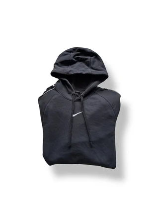 Hoodie Nike vintage | Taille XS | Noir | Logo brodé blanc, marque: Nike, état: Très bon état, taille: XS, 25,00 €, 26,95 € Protection acheteurs incluse