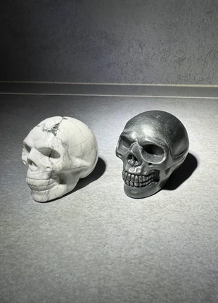 Lot de 2 Crânes Tête de Mort en Pierre Naturelles, condition: Very good, €30.00, €32.20 includes Buyer Protection