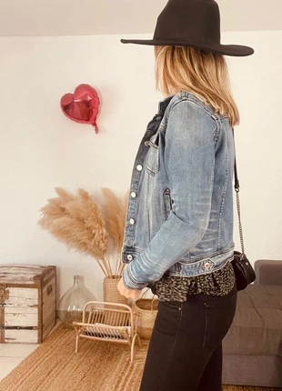 Veste en jean Zara – Taille M, brand: Zara, condition: Very good, size: M / 38 / 10, €18.00, €19.60 includes Buyer Protection Pro