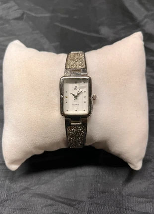 Montre femme quartz, marque: AS, état: Bon état, taille: Jusqu'à 30 mm, 5,00 €, 5,95 € Protection acheteurs incluse