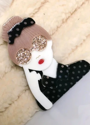 Élégant Broche Femme Mysterieuse, marque: TASLIT SHOP, état: Neuf sans étiquette, 7,99 €, 9,09 € Protection acheteurs incluse