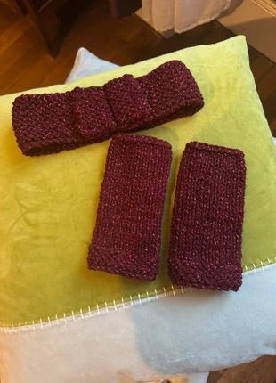 Bandeau et mitaines, tricotés à la main, staat: Nieuw zonder prijskaartje, maat: Universele maat, € 7,00, € 8,05 inclusief Kopersbescherming