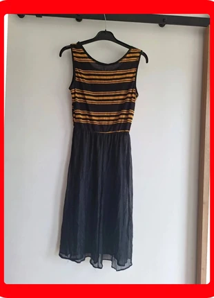 Robe sans manches rayée noire et jaune t40, estado: Muito bom, tamanho: L / 40 / 12, €5.95, €6.95 inclui Proteção do Comprador Pro