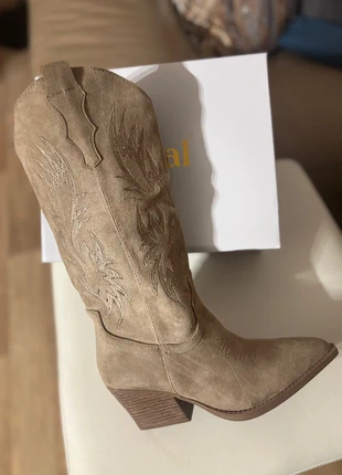 Santiags taupe avec motif, brand: Santiags, condition: New without tags, size: 38, €38.99, €41.64 includes Buyer Protection