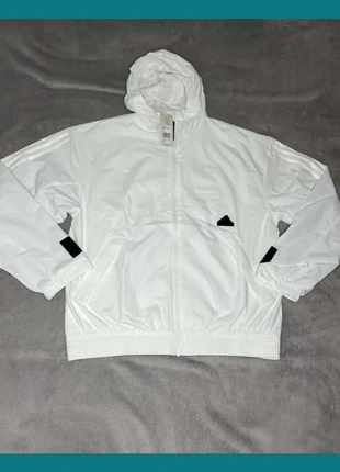Veste Adidas Coupe vent blanche vintage taille M neuf avec étiquette veste adidas légère coupe vent, marca: adidas, estado: Nuevo con etiquetas, tamaño: M, 75,00 €, 79,45 € Protección al comprador incluida