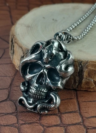 Collier chaine + pendentif crane tête de mort serpent En acier inoxydable, brand: Punk, condizioni: Nuovo senza cartellino, €8.00, €9.10 include la Protezione acquisti Pro