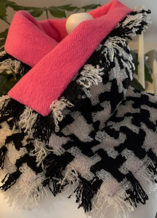 Italian Boucle Fleece lined neck warmer, brand: Sample, condition: New without tags, £35.00, £37.45 includes Buyer Protection