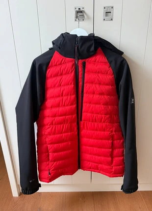 Rode skijas van Brunotti, merk: BRUNOTTI, staat: Heel goed, maat: S, € 40,00, € 42,70 inclusief Kopersbescherming