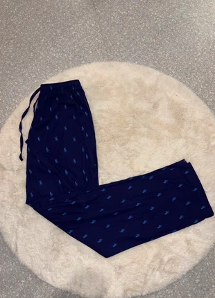 Pantalon Ralph Lauren violet vintage taille S pyjama rare, marque: Ralph Lauren, état: Très bon état, taille: S, 35,00 €, 37,45 € Protection acheteurs incluse