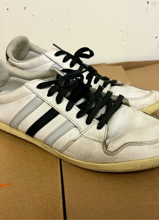 baskets Adidas 3 Stripes sneakers, marque: adidas, état: Bon état, taille: 45, 10,00 €, 11,20 € Protection acheteurs incluse