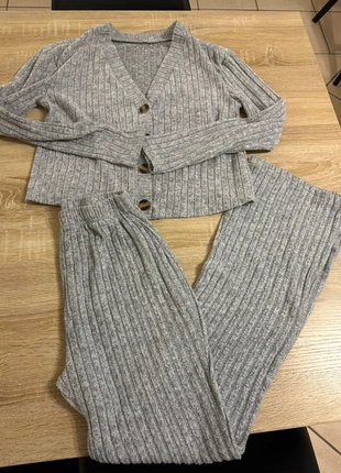 Ensemble cocooning, merk: Shein, staat: Heel goed, maat: XS / 34 / 6, € 5,00, € 5,95 inclusief Kopersbescherming