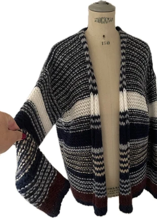 Gilet cardigan chaud La Fée Maraboutée en Mohair Oversize Rayures Bleu Nuit & Écru, merk: La Fee Maraboutee, staat: Nieuw zonder prijskaartje, maat: M / 38 / 10, € 55,00, € 58,45 inclusief Kopersbescherming