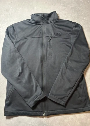 C’est the north face neuve taille M, marque: The North Face, état: Neuf sans étiquette, taille: M, 22,00 €, 23,80 € Protection acheteurs incluse