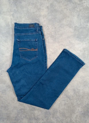 Jean droit bleu femme Lee Slimming Fit – taille FR 38 W29 US10 JL2, marque: Lee, état: Très bon état, taille: M / 38 / 10, 14,90 €, 16,35 € Protection acheteurs incluse