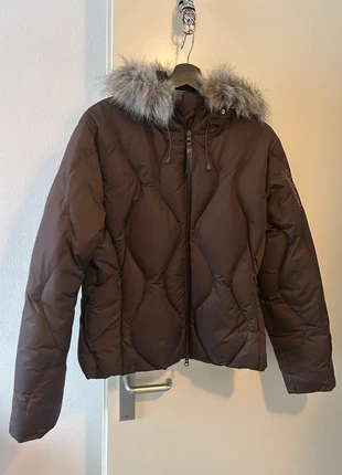 Bruine ski-/snowboardjas van Salomon - Maat M, merk: Salomon, staat: Nieuw zonder prijskaartje, maat: M / 38 / 10, € 45,00, € 47,95 inclusief Kopersbescherming