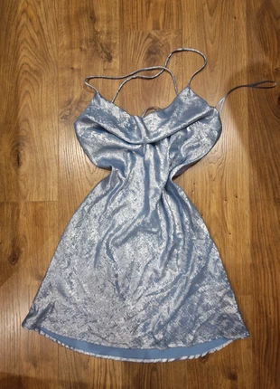Robe bleu métallisé dos nue, brand: Zara, condizioni: Ottime, taglia: S / IT 40 / EU 36, €12.00, €13.30 include la Protezione acquisti