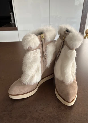 Enkellaarsjes, merk: Paloma Barcelo, staat: Nieuw zonder prijskaartje, maat: 38, € 30,00, € 32,20 inclusief Kopersbescherming