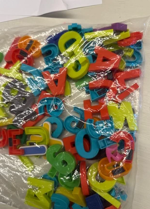 Lotto sacchetto, lettere e numeri magnetici, état: Bon état, taille: Taille unique, 4,00 €, 4,90 € Protection acheteurs incluse