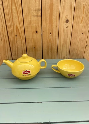 Théière + tasse Lipton Yellow vintage en céramique, merk: Vintage Boutique, staat: Heel goed, € 9,90, € 11,10 inclusief Kopersbescherming