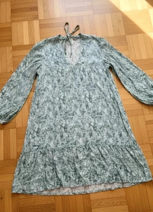 Robe fluide Grace & Mila manche longues taille L très bon état, marke: Grace & Mila, zustand: Neu, größe: L / 40 / 12, 5,70 €, 6,69 € beinhaltet Vinted-Käuferschutz Pro