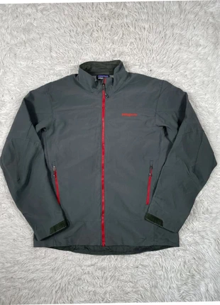 Veste Patagonia Polartec grise et rouge | Taille : L, marque: Patagonia, état: Très bon état, taille: L, 64,90 €, 68,85 € Protection acheteurs incluse