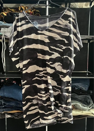 Robe par dessus a rayure bleu et noir signé H&M taille S, marke: H&M, zustand: Sehr gut, größe: S / 36 / 8, 5,00 €, 5,95 € inklusive Vinted-Käuferschutz